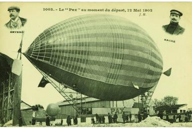 Carte postale représentant le Pax au moment du départ (J.H. n°1003). Un autre cliché presque semblable existe (ND n°112)